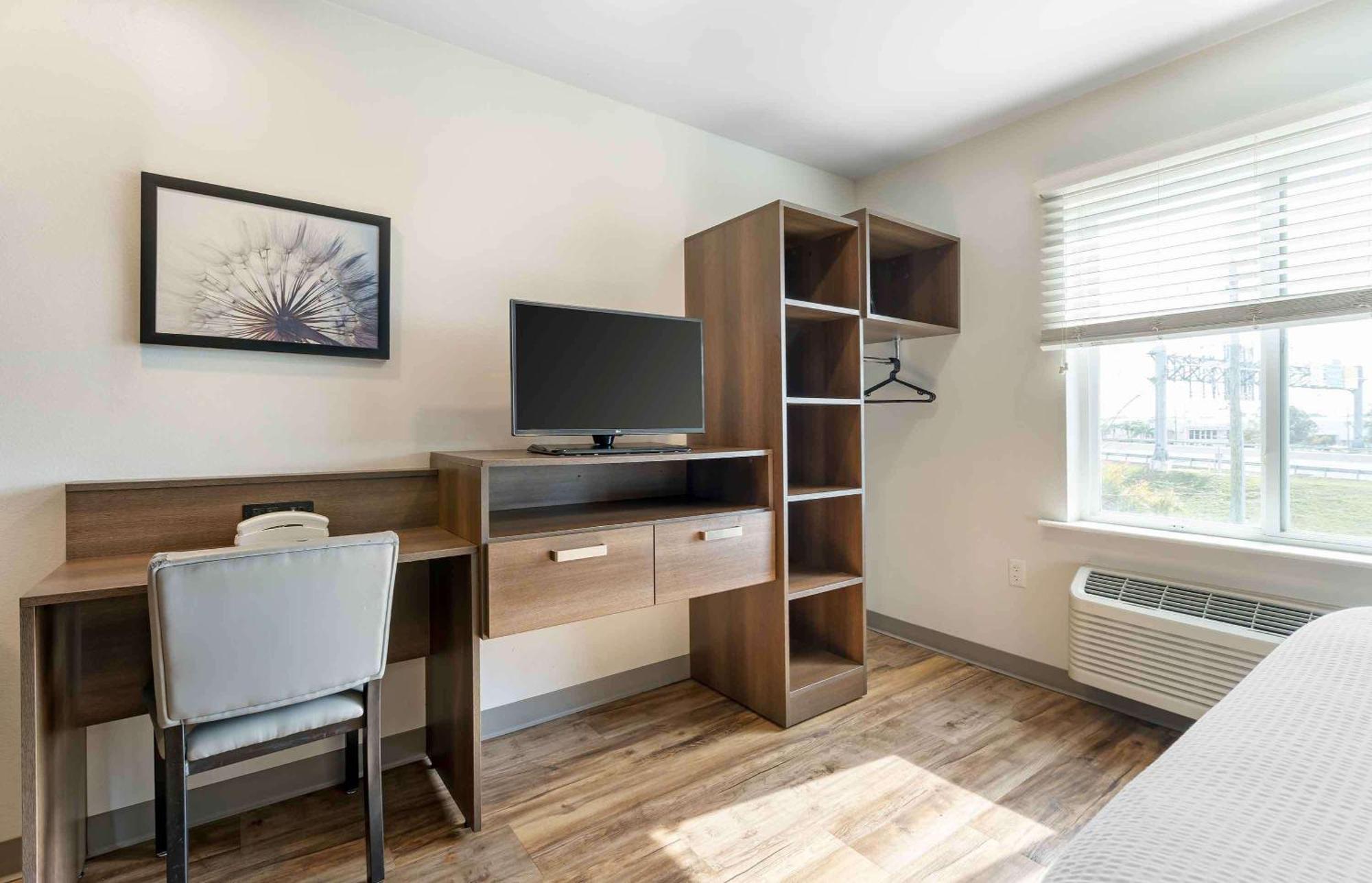 Extended Stay America Select Suites - Orlando - Airport Zewnętrze zdjęcie